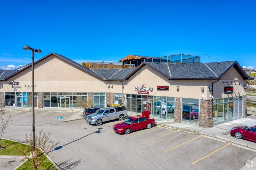 200 Southridge Dr, Okotoks T1S 0B2 Westmount Shops