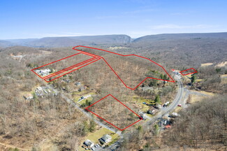 More details for Fox Hill Efficiency Apt and Land – for Sale, Stroudsburg, PA