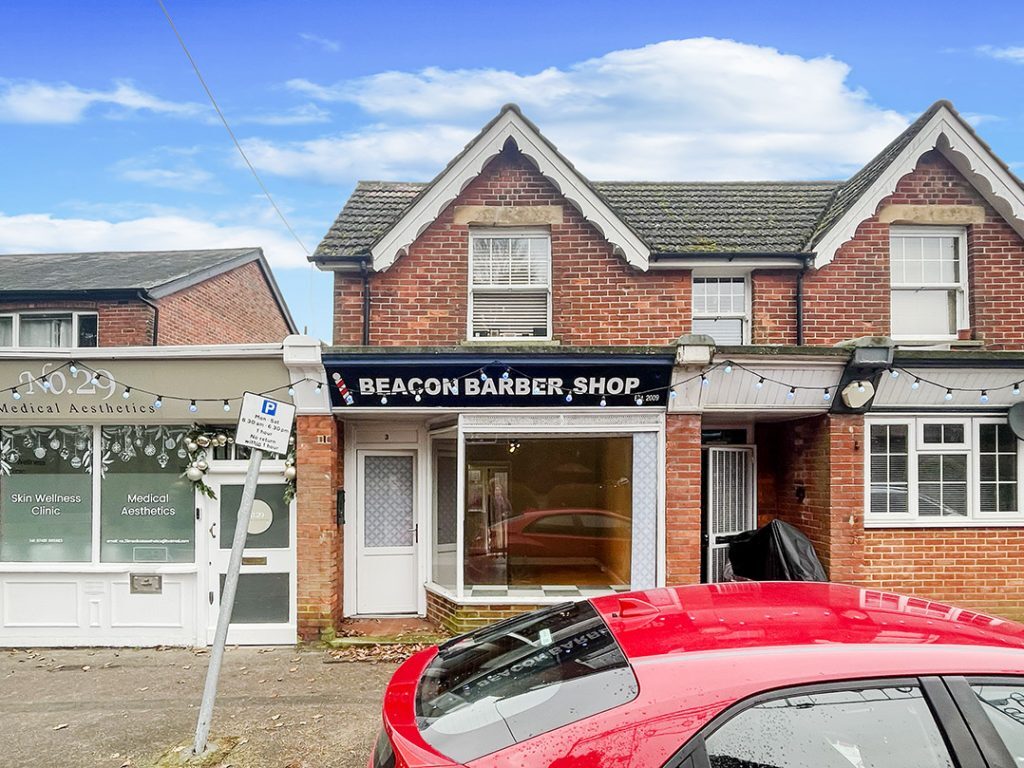 3 Beacon Hill Rd, Hindhead for sale Building Photo- Image 1 of 1