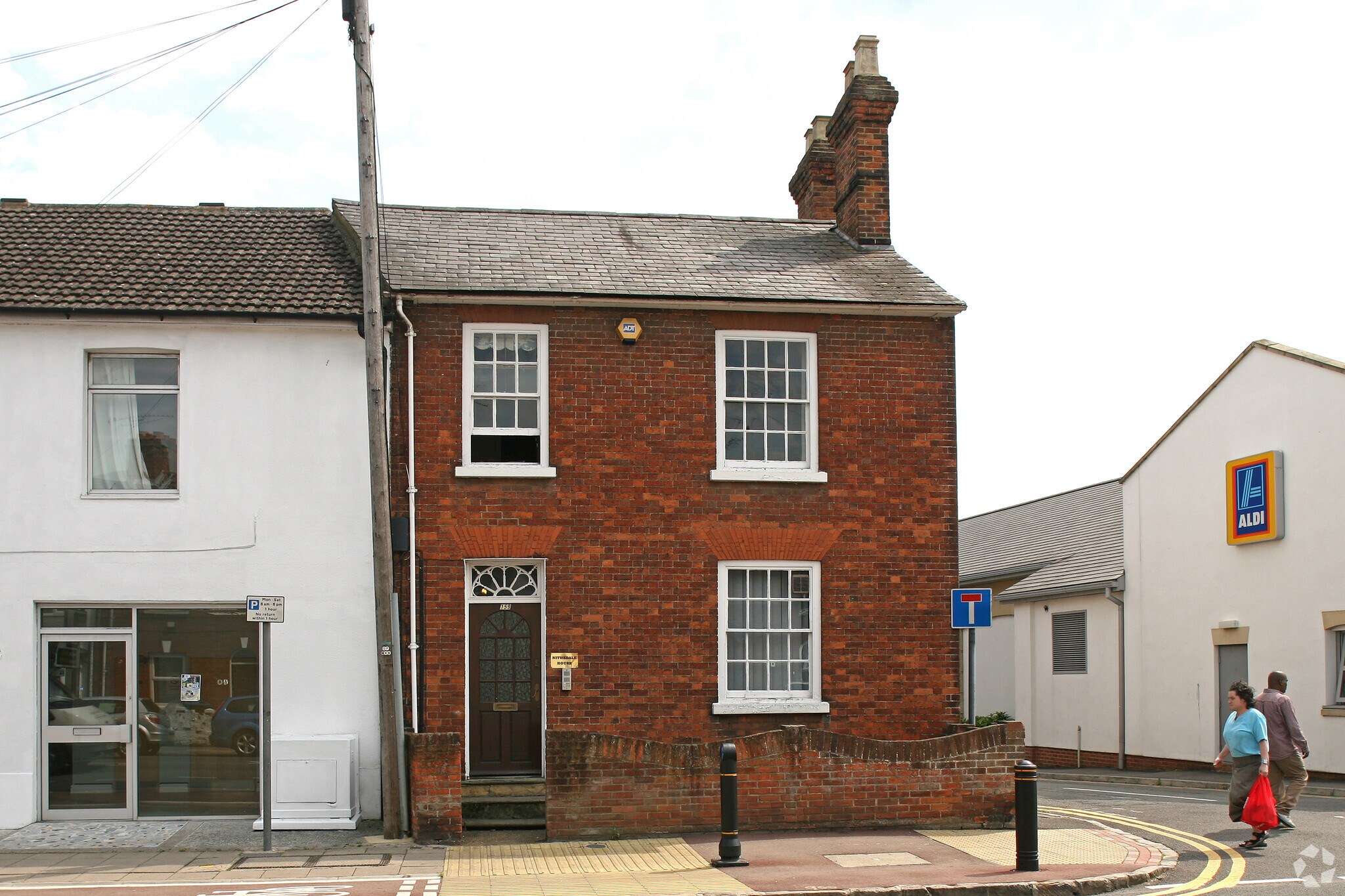 159 Cambridge St, Aylesbury for sale Building Photo- Image 1 of 1