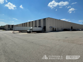 5370 Naiman Pky, Solon, OH for rent Building Photo- Image 1 of 2