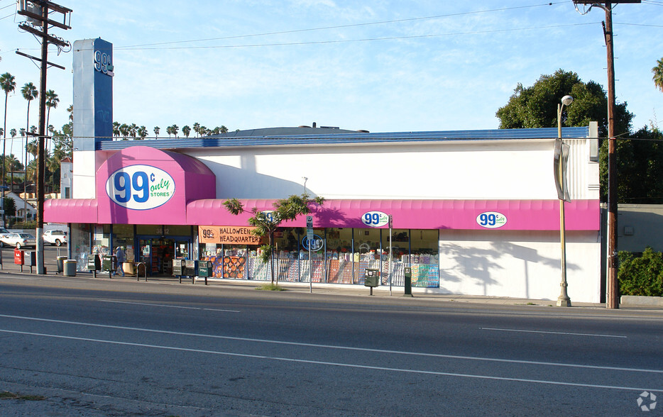 3600 W Sunset Blvd, Los Angeles, CA for rent - Building Photo - Image 2 of 2