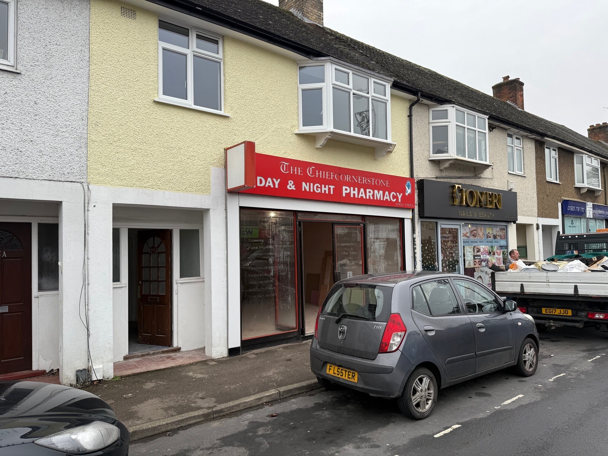 125A Uxbridge Rd, Rickmansworth to rent Building Photo- Image 1 of 5