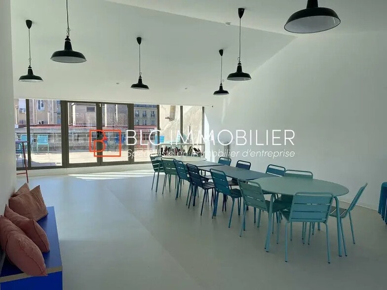 Office in Marseille to rent - Interior Photo - Image 2 of 12