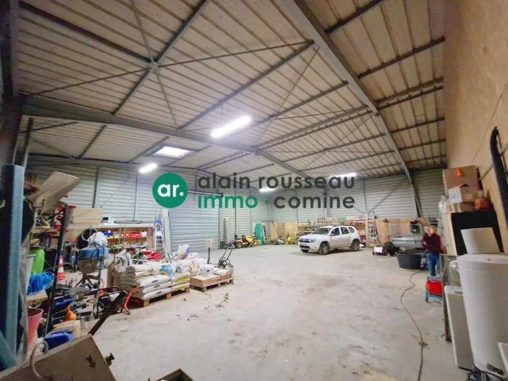 Location Local d'activités 346 m² - Photo 1