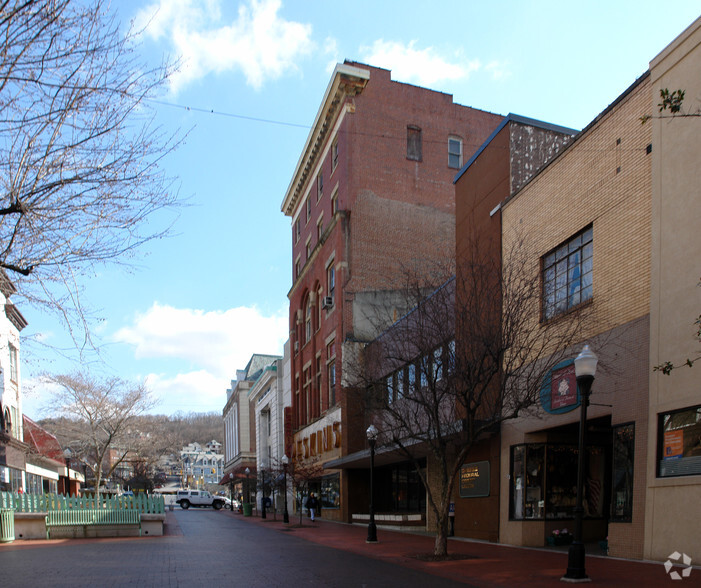 145-147 Baltimore St, Cumberland, MD for sale - Primary Photo - Image 1 of 1