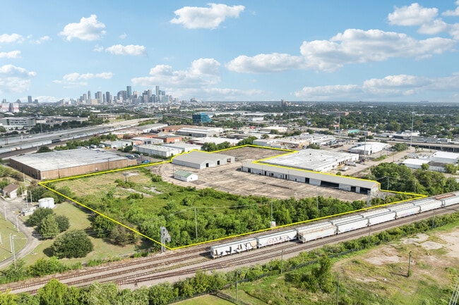 More details for 4812 Gulf Fwy, Houston, TX - Industrial for Auction
