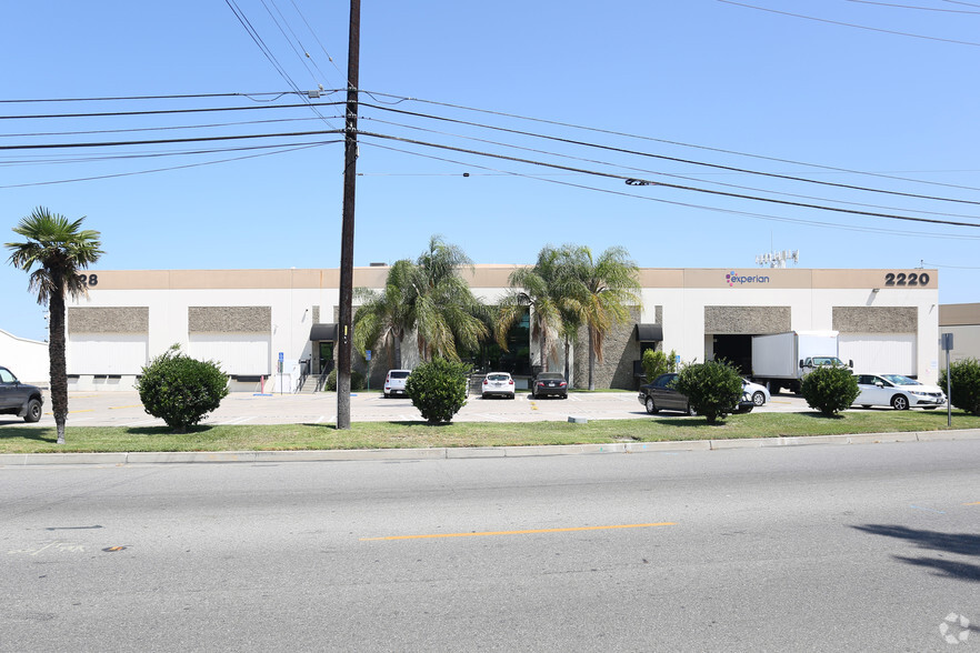 2220-2228 Ritchey St, Santa Ana, CA for rent - Primary Photo - Image 1 of 6