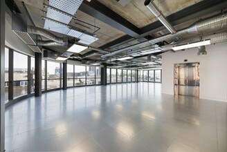 120 Leman St, London for rent Interior Photo- Image 1 of 2