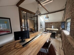 127 Gloucester Rd, Brighton to rent Interior Photo- Image 2 of 10