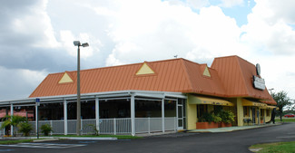 More details for 4451 Veronica S Shoemaker Blvd, Fort Myers, FL - Retail for Sale