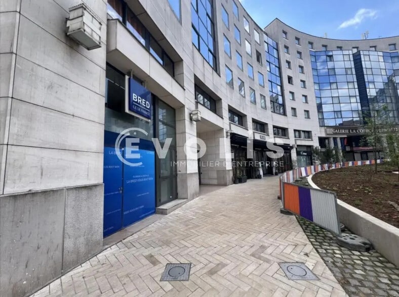 1 Place Des Marseillais, Charenton-le-Pont to rent - Building Photo - Image 1 of 27