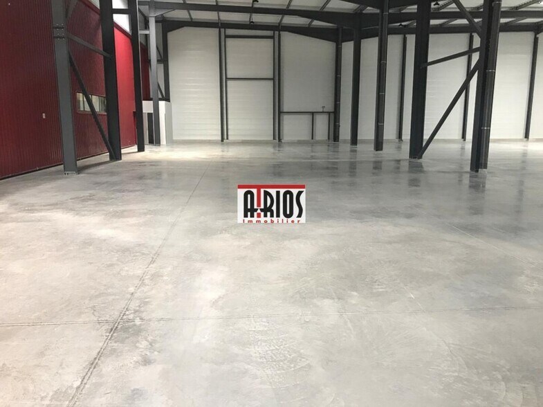 Industrial in Signes to rent - Interior Photo - Image 2 of 7
