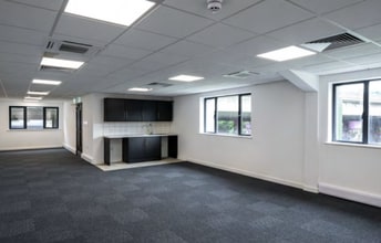 Lee Conservancy Rd, London to rent Interior Photo- Image 1 of 3