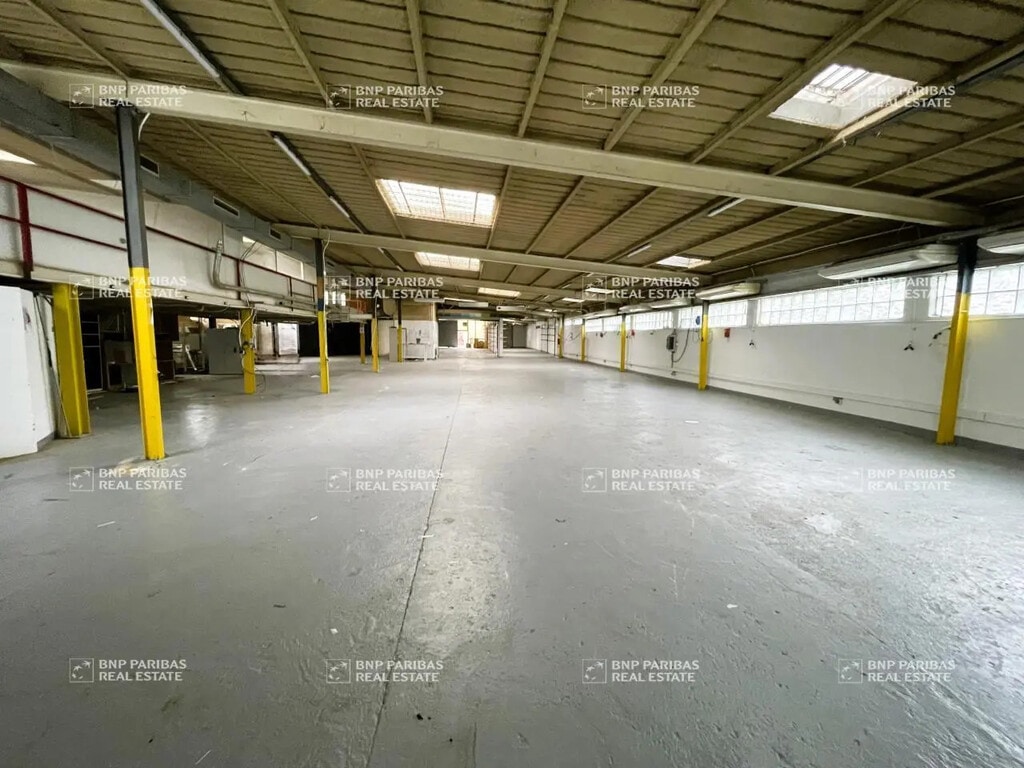 Vente Entrepôt 1 196 m² - Photo 1