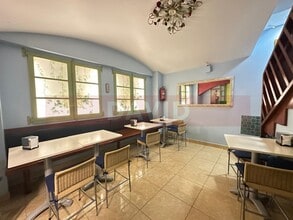 Retail in Barcelona, Barcelona to rent Interior Photo- Image 2 of 16