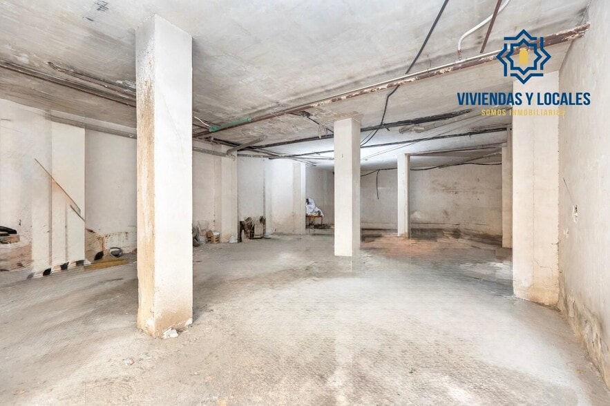 Calle Polo y Caña, 13, Granada, Granada for sale - Interior Photo - Image 3 of 16