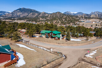 841 Riverside Dr, Estes Park, CO - aerial  map view