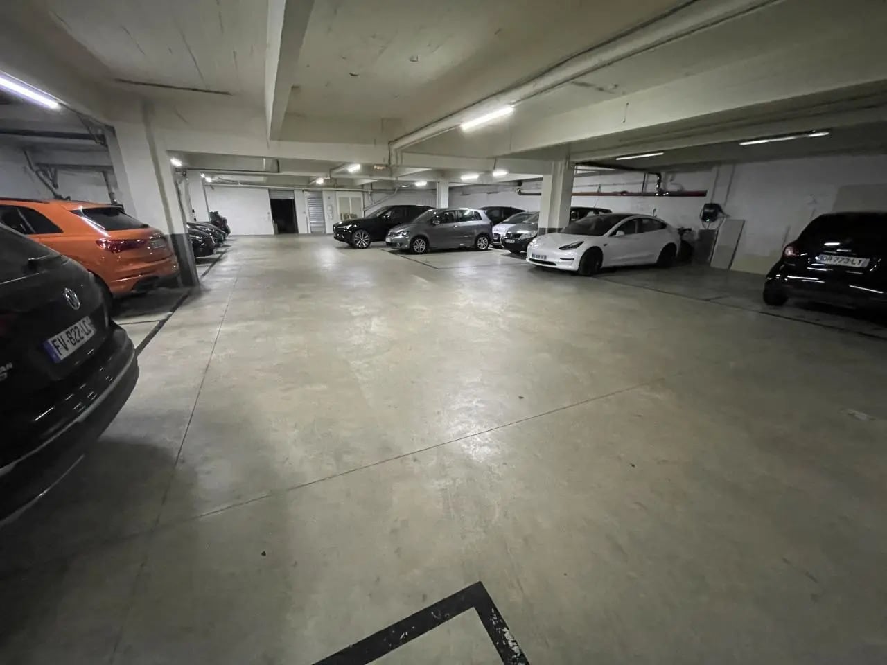 Office in Paris to rent Building Photo- Image 1 of 11