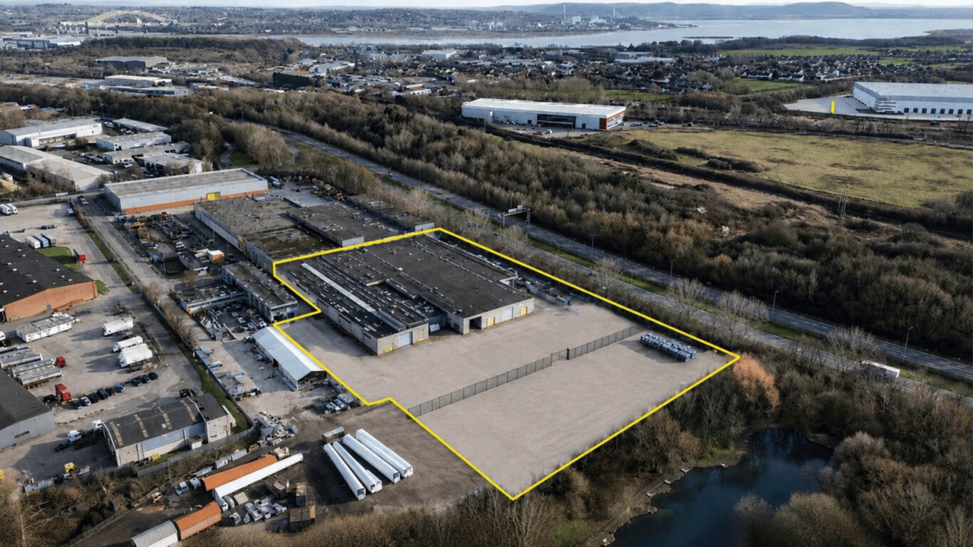 Turnall Rd, Widnes to rent Building Photo- Image 1 of 3
