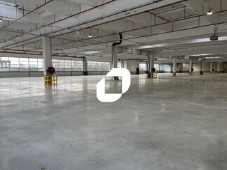 More details for 56 Avenue Louis Roche, Gennevilliers - Light Industrial to Rent
