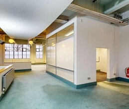 327-329 Harrow St, London to rent Interior Photo- Image 1 of 4