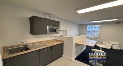 22 Bore St, Lichfield to rent Interior Photo- Image 1 of 5