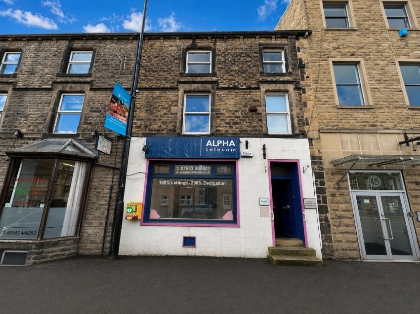 49 Boroughgate, Otley to rent Building Photo- Image 1 of 13