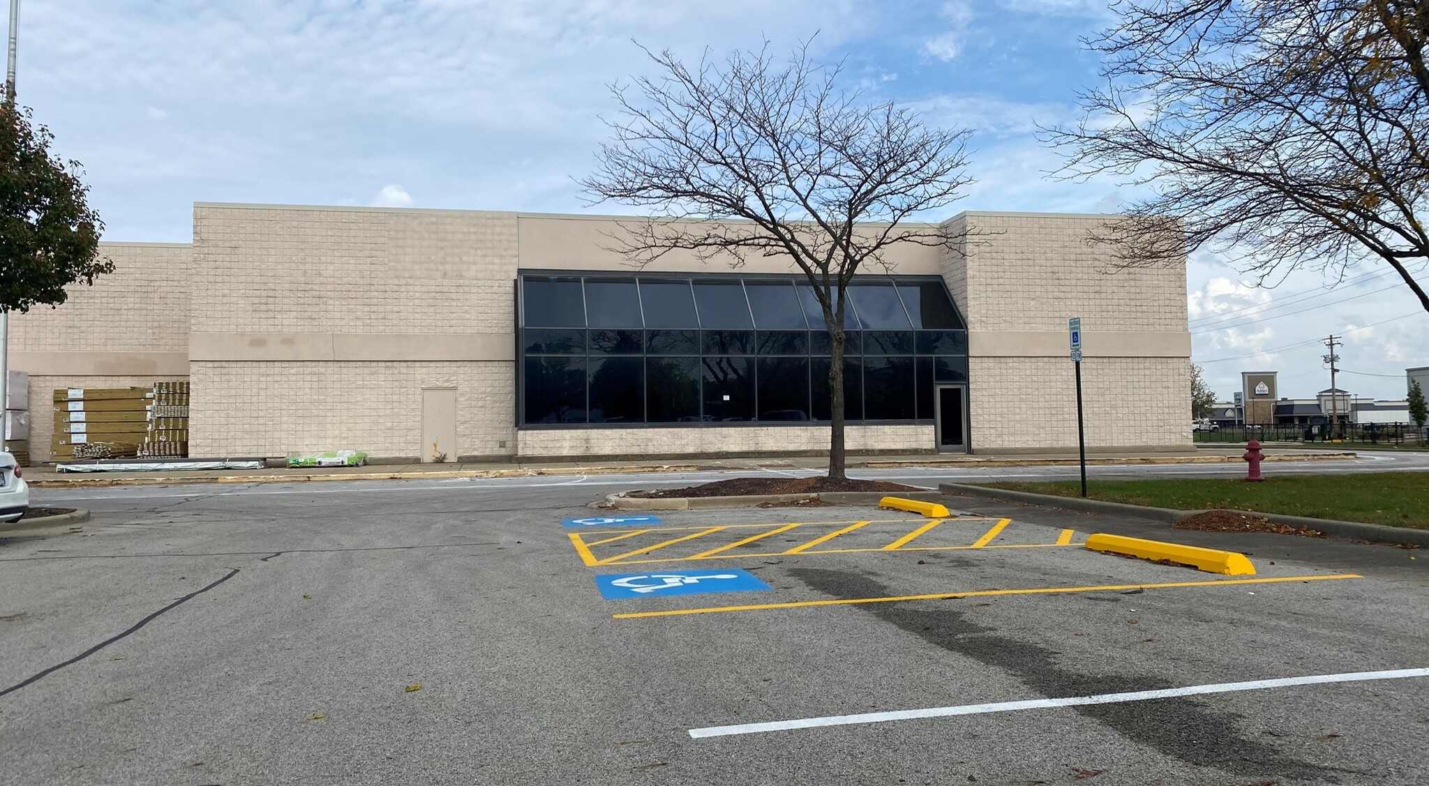 820 W Bloomington Rd, Champaign, IL for rent Building Photo- Image 1 of 5