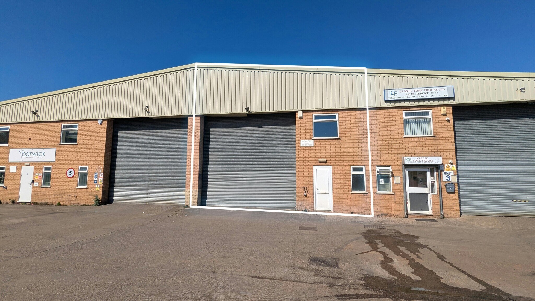 Hammond Clos, Nuneaton to rent Building Photo- Image 1 of 6
