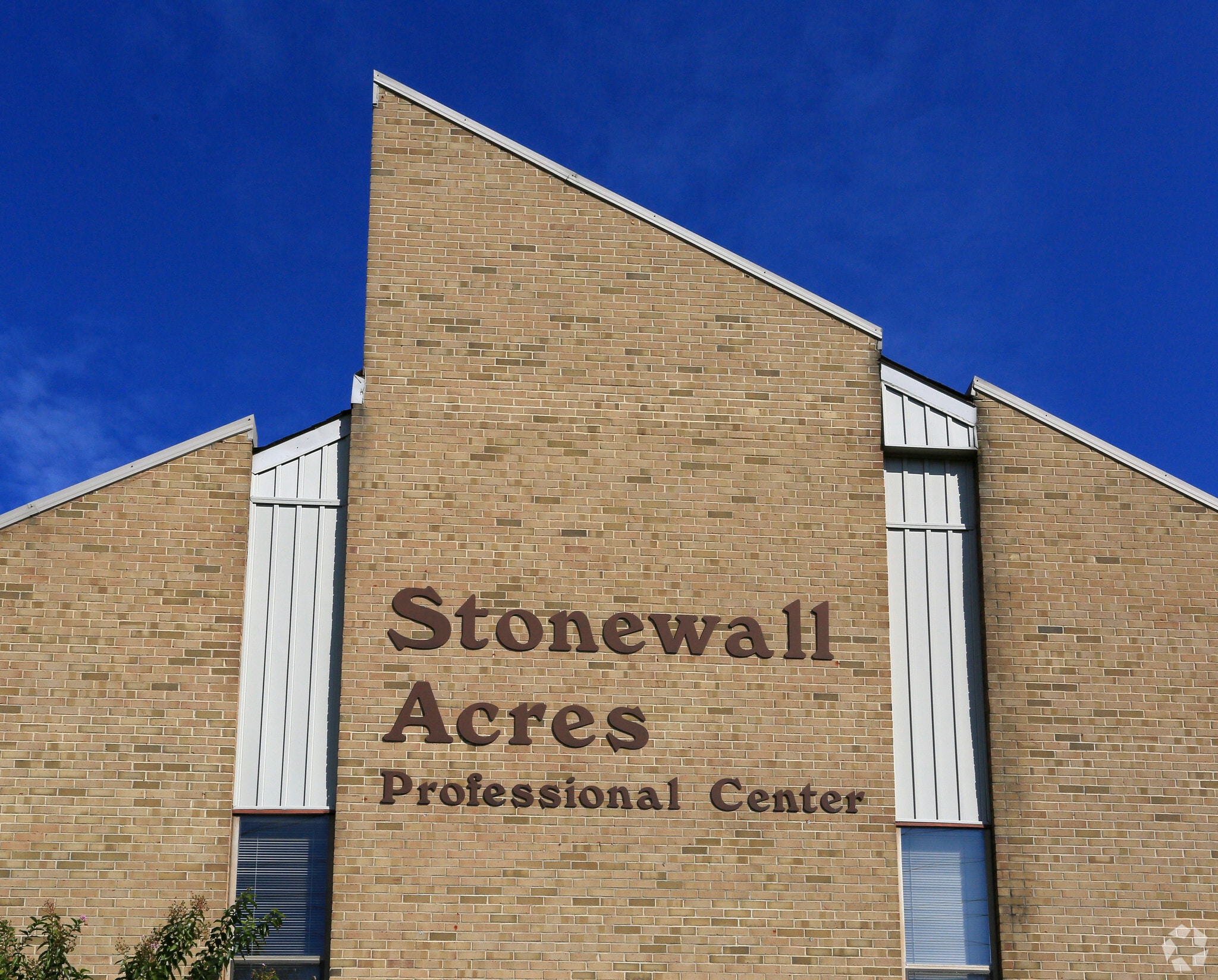 8569-8573 Sudley Rd, Manassas, VA for sale Building Photo- Image 1 of 2