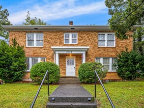 1029 Patton St, Hendersonville, NC for sale Primary Photo- Image 1 of 48