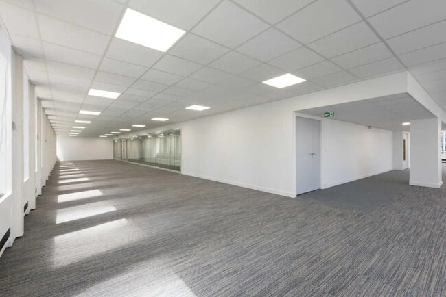 Location Bureaux 344 m² à 852 m²