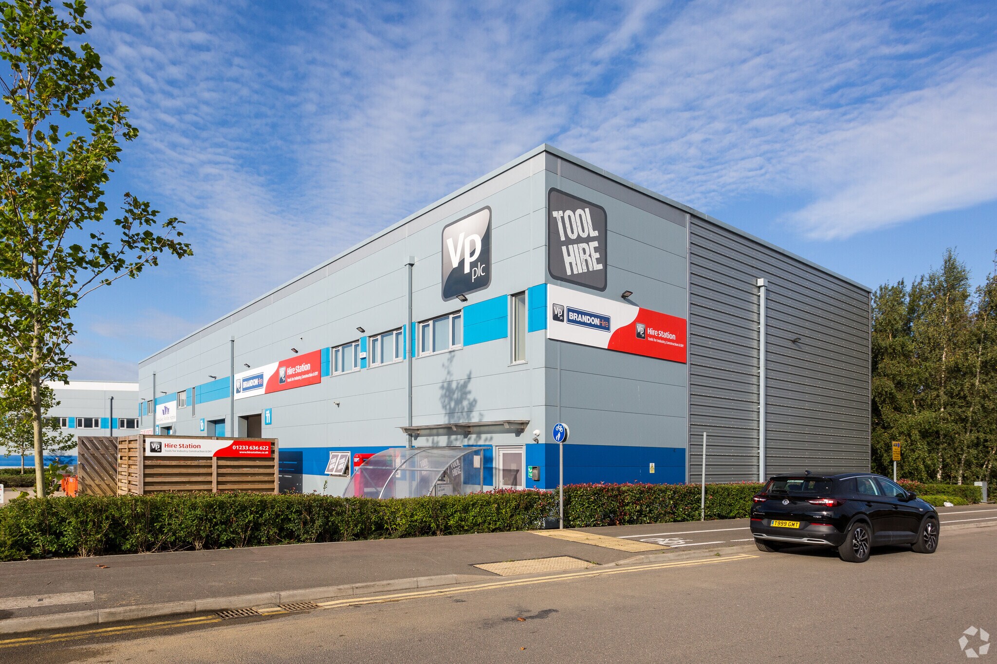 Hall Av, Sevington to rent Primary Photo- Image 1 of 6