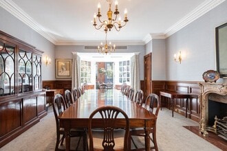 62 Grosvenor St, London to rent Interior Photo- Image 2 of 4