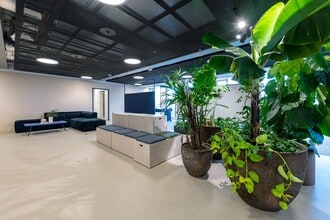 103-105 Bunhill Row, London to rent Interior Photo- Image 1 of 28