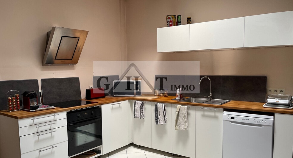Industrial in Montgeron for sale - Interior Photo - Image 3 of 4