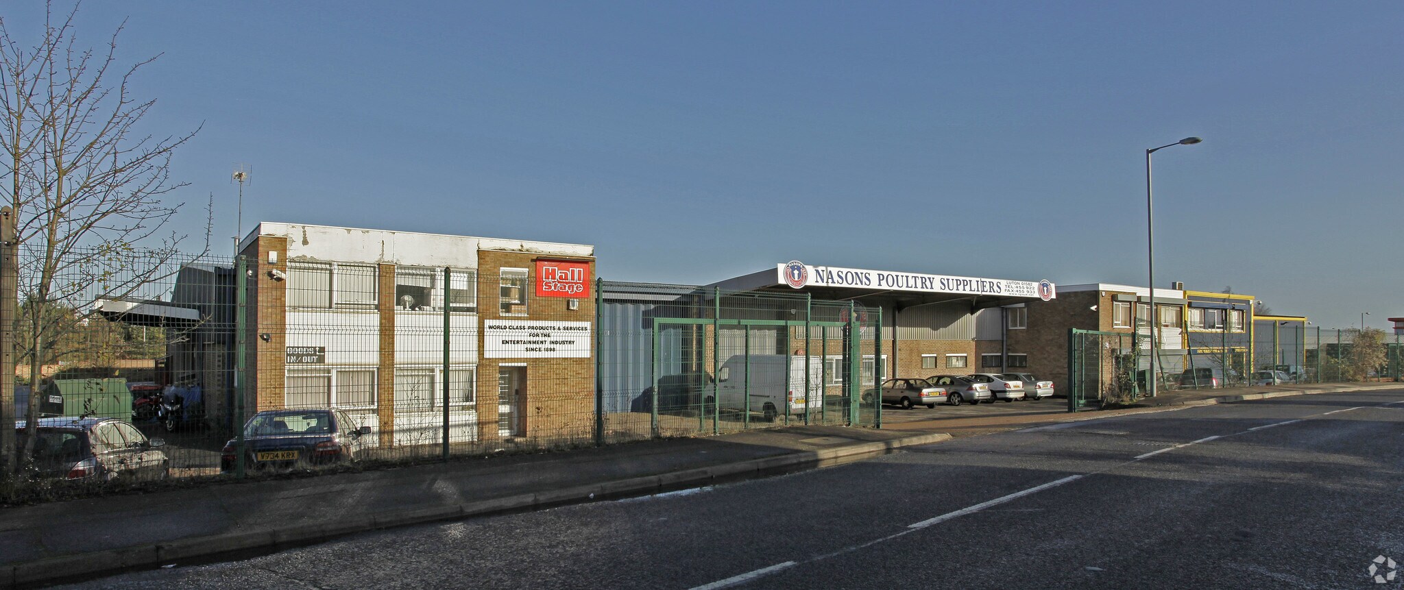 Cosgrove Way, Luton for sale Primary Photo- Image 1 of 1