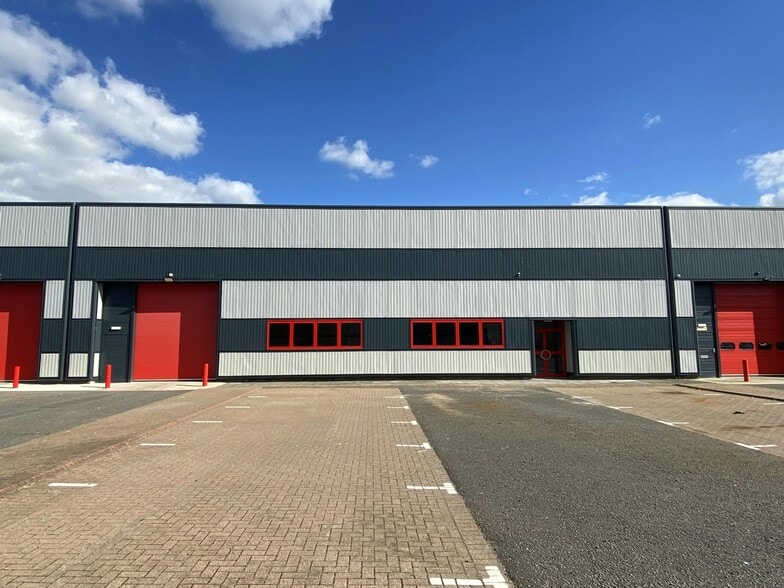 52 Grayshill Rd, Cumbernauld to rent - Building Photo - Image 2 of 12