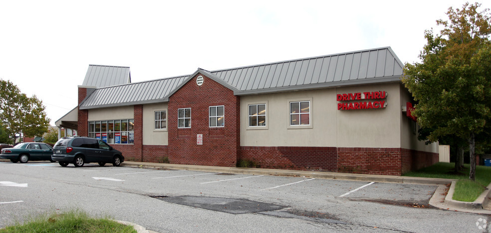 1720 Main St, Chester, MD for sale - Building Photo - Image 2 of 2