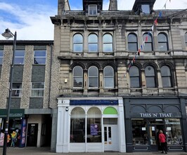 57 Highgate, Kendal to rent Building Photo- Image 1 of 1