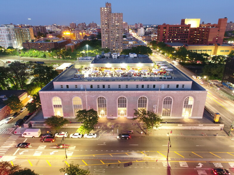 558 Grand Concourse, Bronx, NY for sale - Building Photo - Image 1 of 23