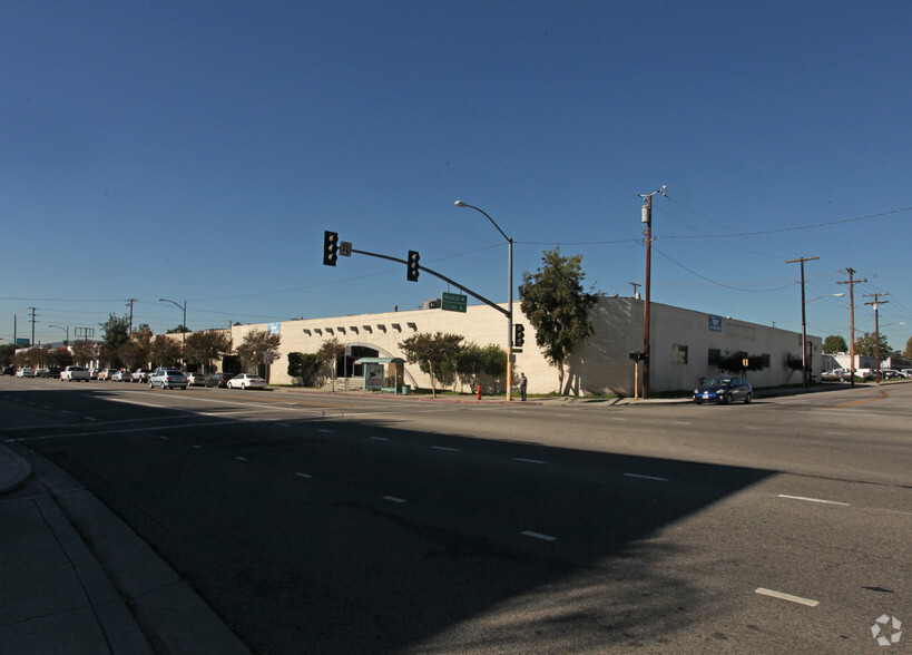 2249 N Hollywood Way, Burbank, CA for sale - Building Photo - Image 1 of 1