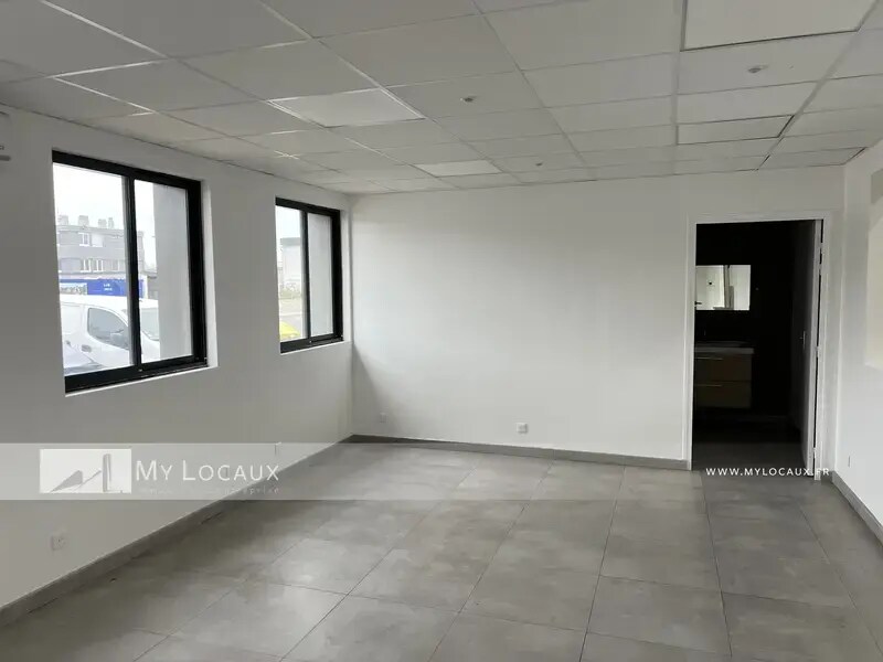 Light Industrial in Gennevilliers to rent Interior Photo- Image 1 of 6
