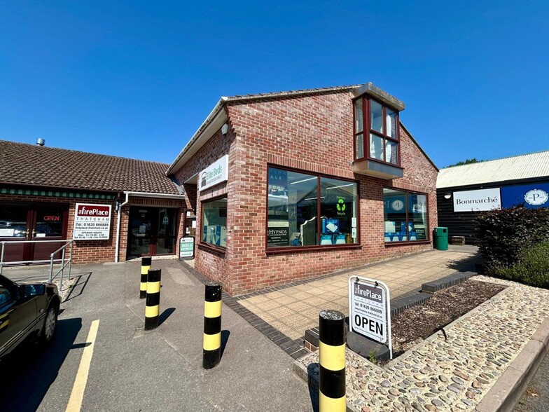 Bath Rd, Thatcham to rent - Building Photo - Image 2 of 4