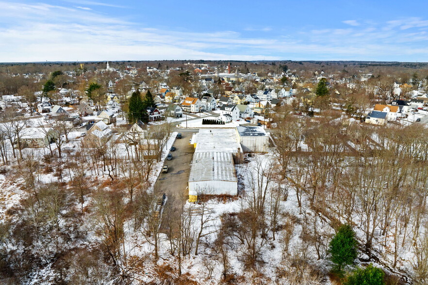 205 Commercial St, Whitman, MA for rent - Building Photo - Image 2 of 21