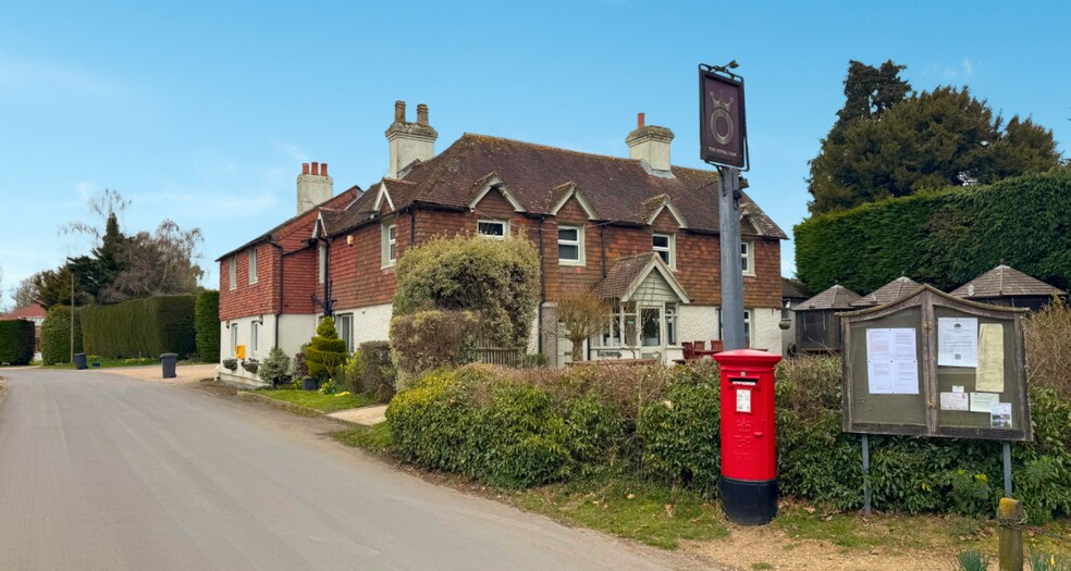 Village St, Lasham for sale - Primary Photo - Image 1 of 1