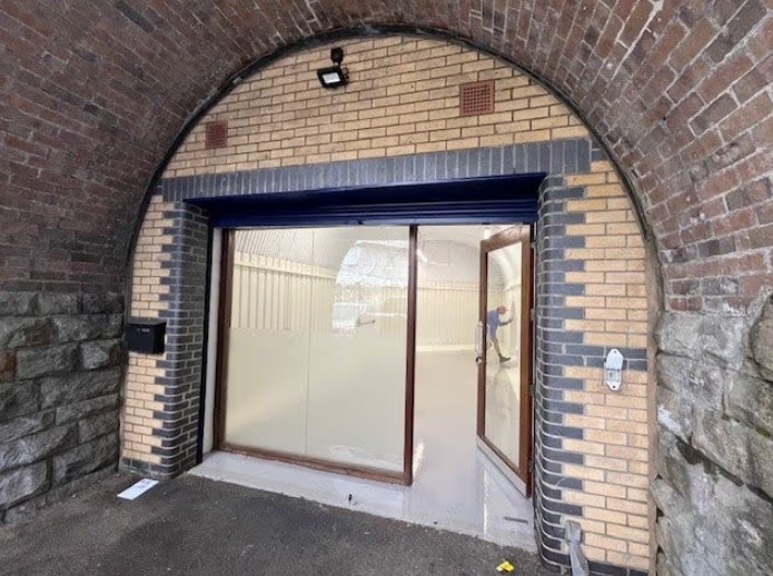 Oxford St, Bristol to rent Building Photo- Image 1 of 2