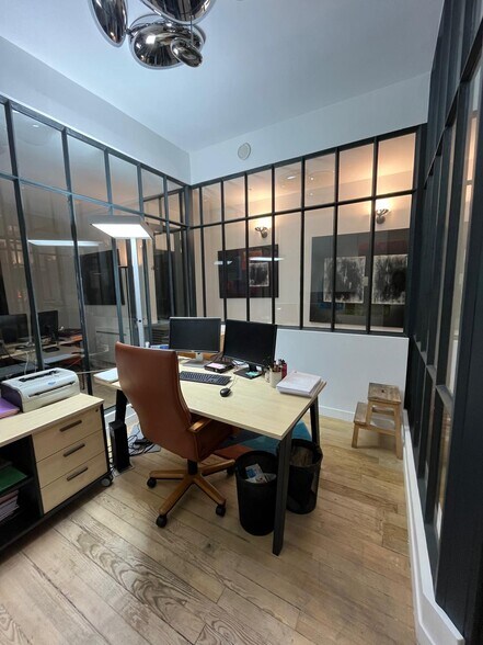 Office in Paris for sale - Building Photo - Image 3 of 8