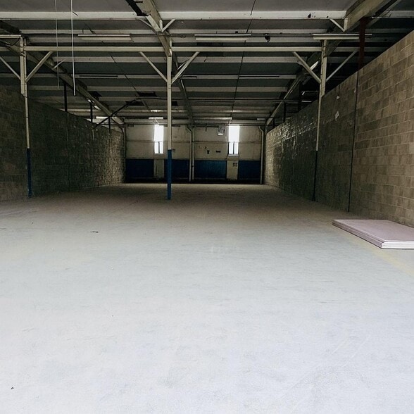 Sandars Rd, Gainsborough to rent - Primary Photo - Image 1 of 1